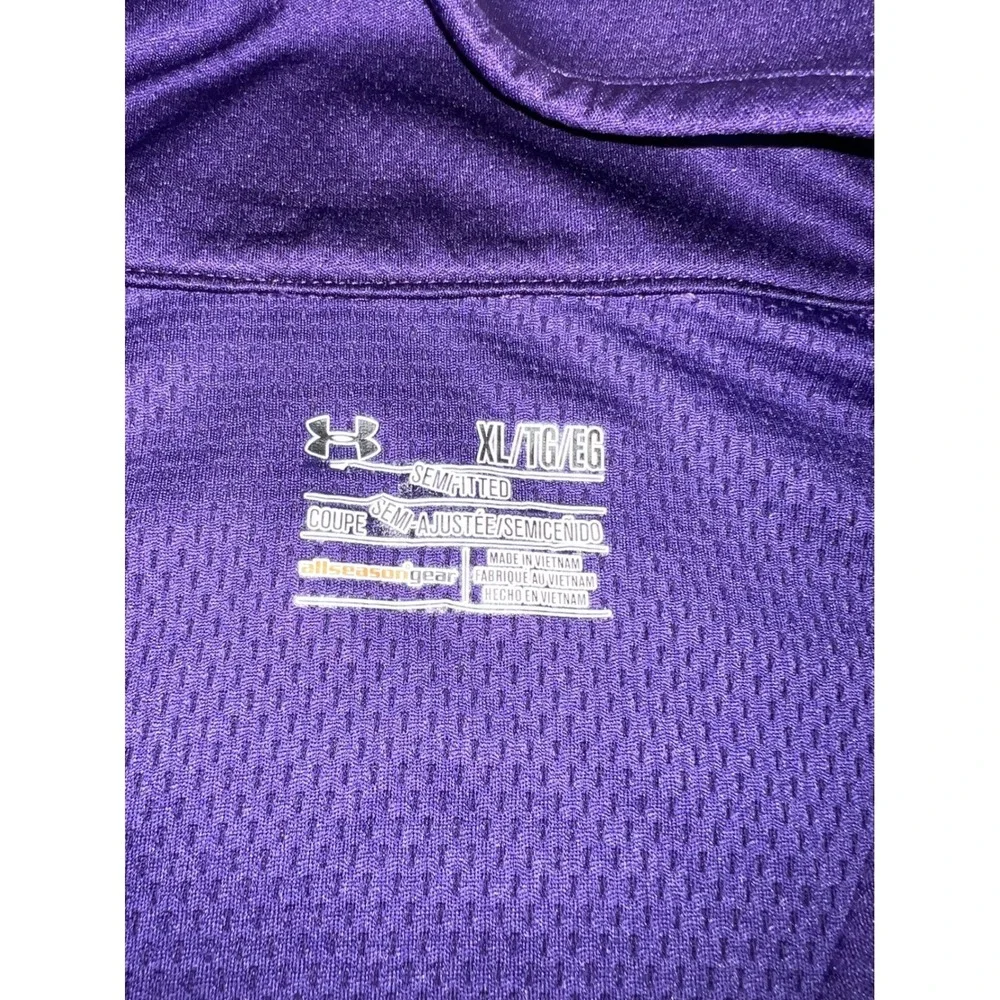 Under Armour Mens XL Allseasongear Quarter Zip Pullover Purple Semi-Fitted Top